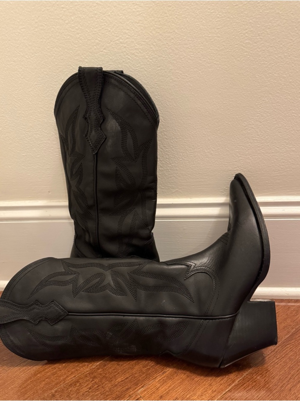Thursday Boot Company Boots - The Rodeo Black Leather Lady’s Boots - Picture 2 of 5